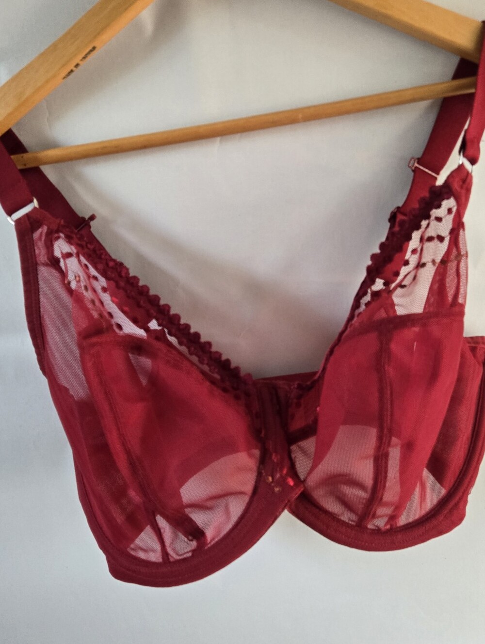 Elomi Crimsom Red Burgundy Sheer Underwire Bra Size 32K US Wide Strap Plunge